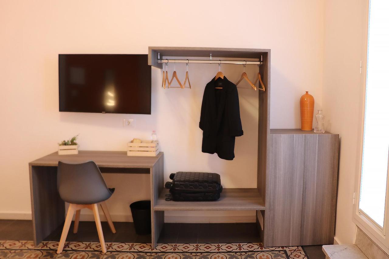 Liotru Maisonne, Rooms With En-Suite Bathroom And Shared Bathroom Katania Zewnętrze zdjęcie